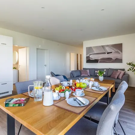 Apartment Hangar 19 Großzügiges Mit Terrasse Und Garten H4w2