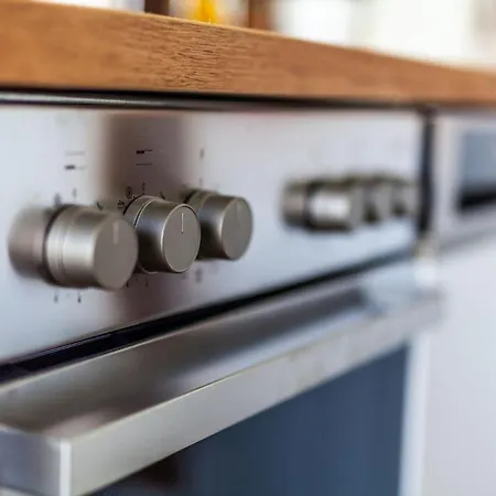 Hangar 19 Großzügiges Mit Terrasse Und Garten H4w2 Apartment *