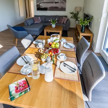 Hangar 19 Großzügiges Mit Terrasse Und Garten H4w2 Apartment